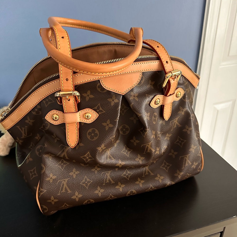 Louis Vuitton monogram Tivoli GM